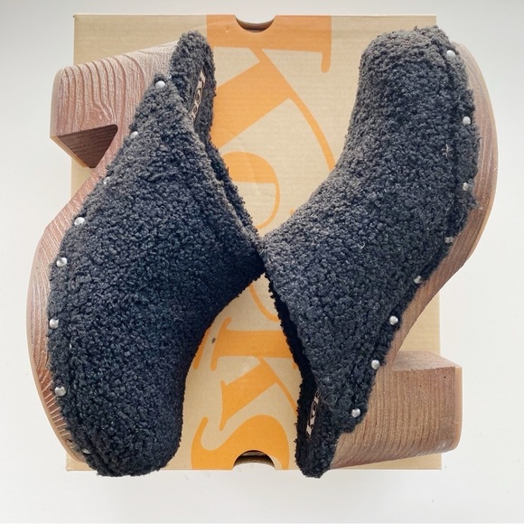 KORK-EASE Teddy Black Faux Fur Clog NEW Size 10 - Picture 2 of 10